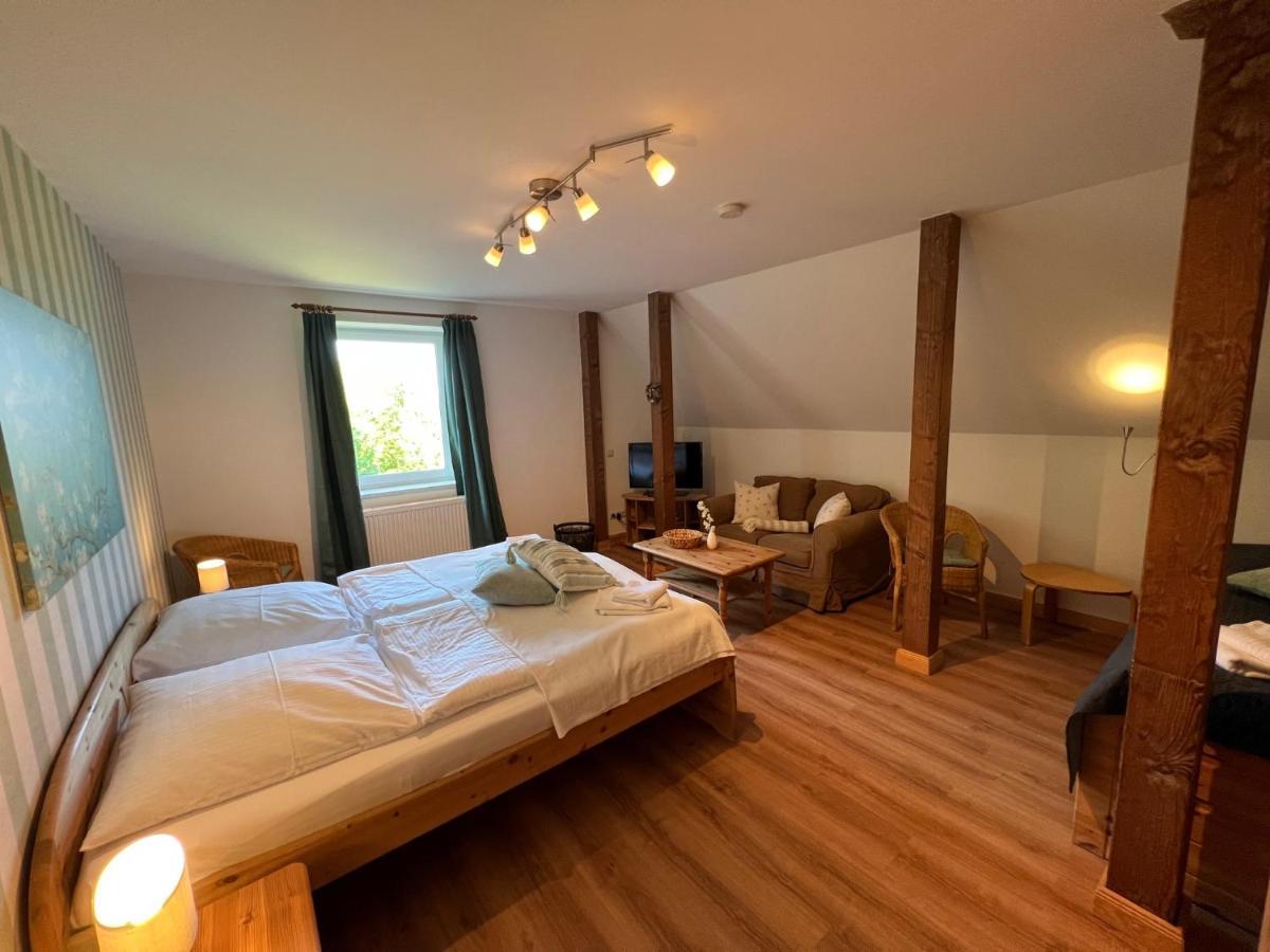 Apartamento Landgut Oberhof Klutz Exterior foto